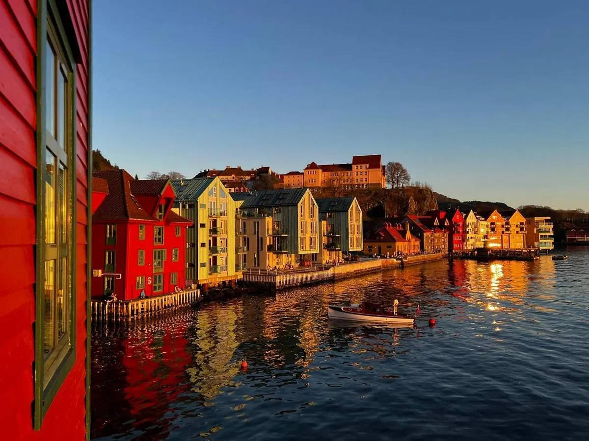 Central Seafront Apartments With Parking And Self Check-In! Bergen