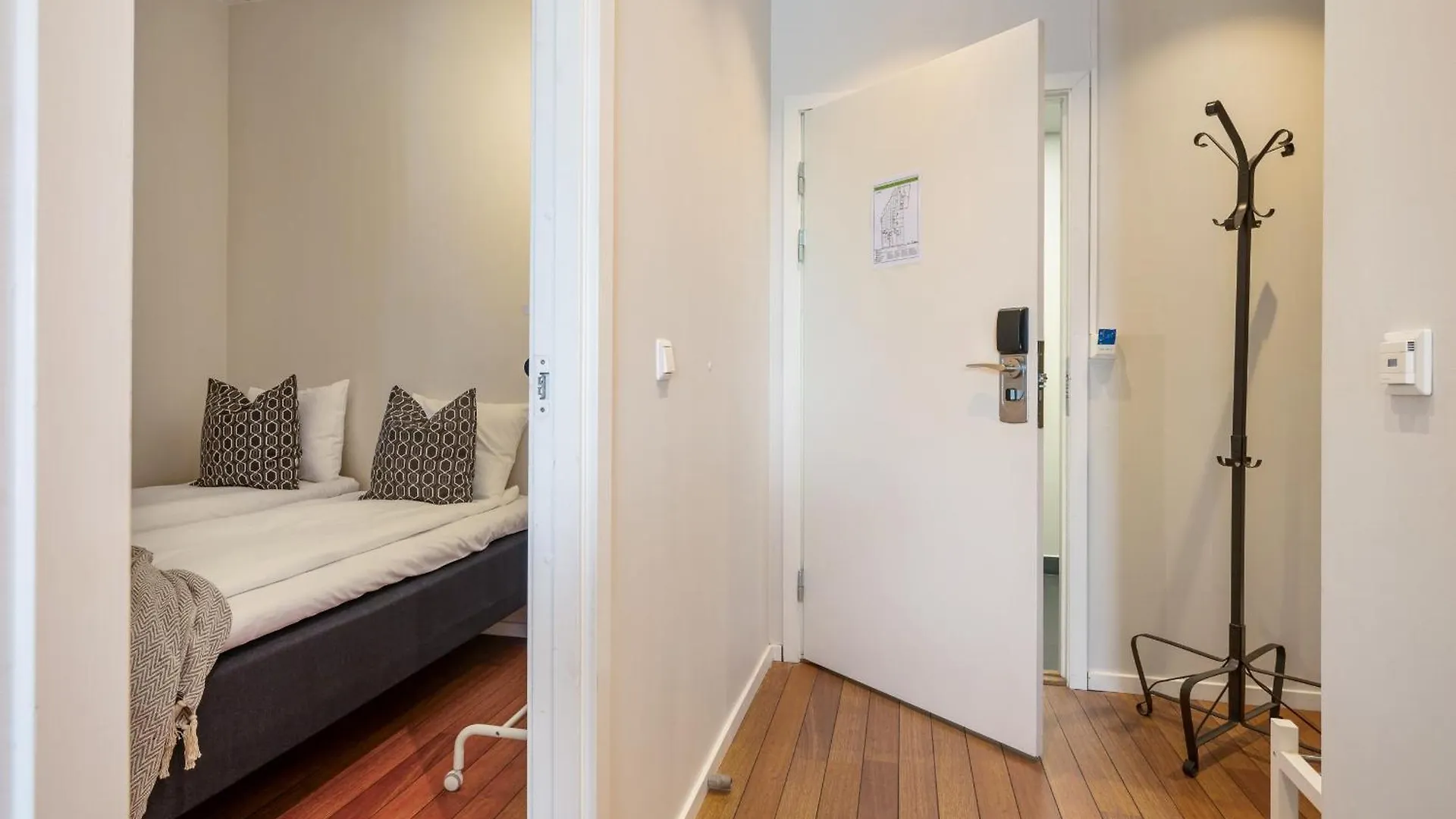 Central Seafront Apartments With Parking And Self Check-In! Bergen Norway
